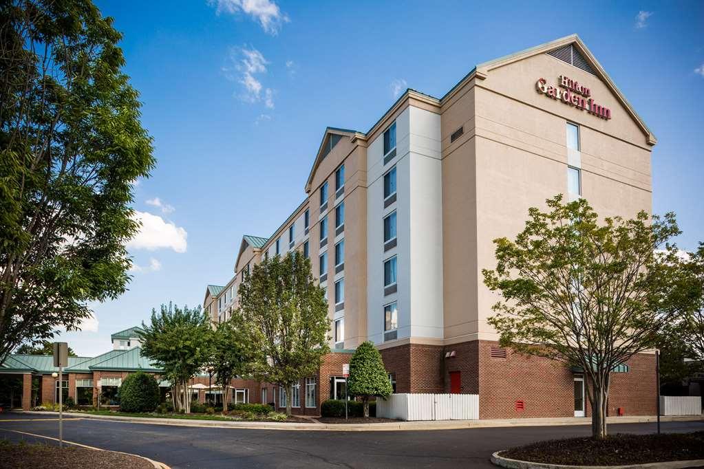Hilton Garden Inn Panama City Exterior photo